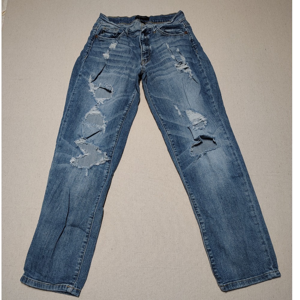 Judy Blue Distressed Women's Boyfriend Jeans Ripped Holes Denim Size 3/26 AA